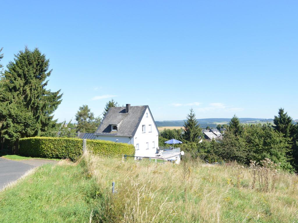 Peaceful Holiday Home In Rascheid Near Forest Geisfeld  Exterior foto